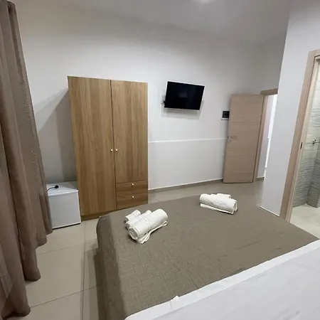 The Diamond Of Airport *